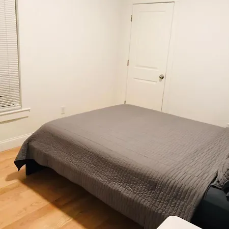 Renovated, 10 Min From The City Boston Exterior photo