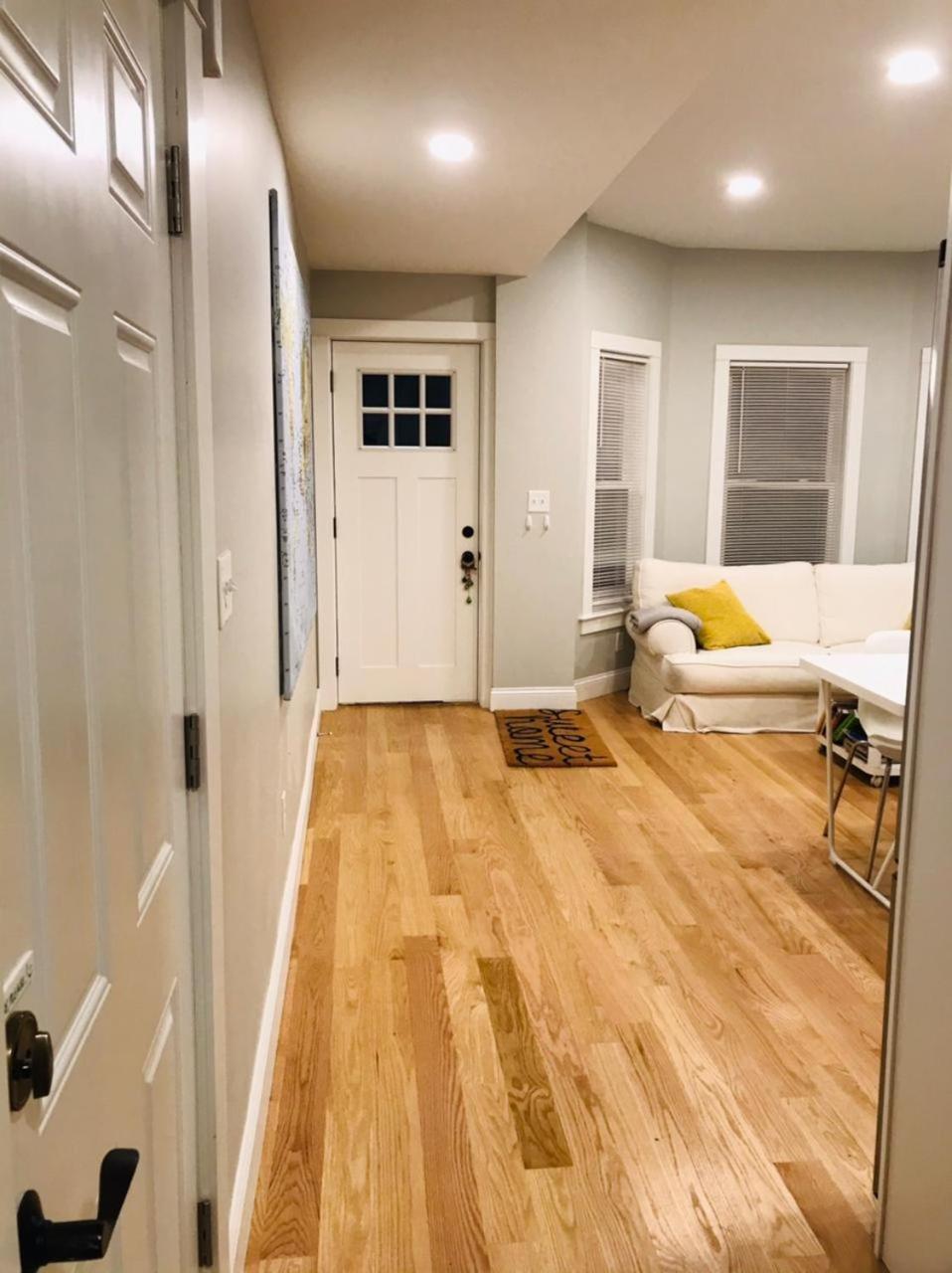 Appartement Renovated, 10 Min From The Boston