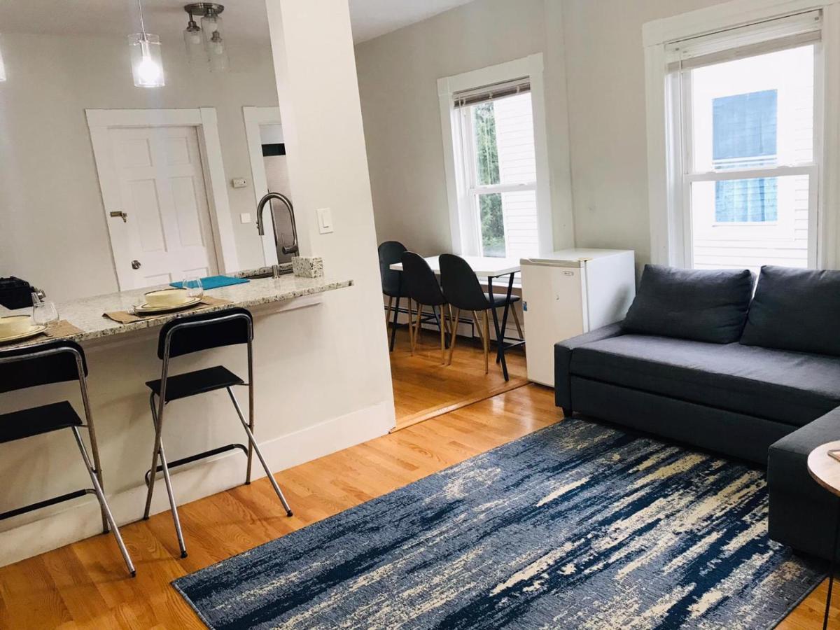 Renovated, 10 Min From The Appartement