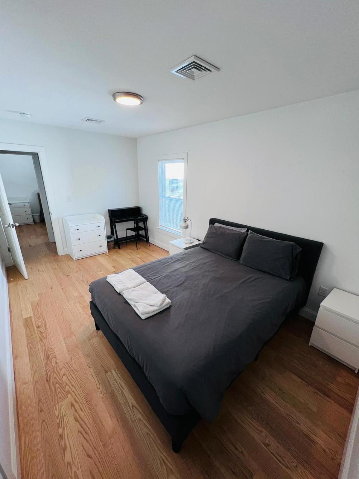 Renovated, 10 Min From The Appartement *