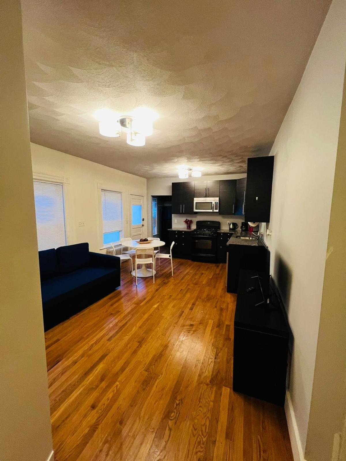 Renovated, 10 Min From The Appartement Boston